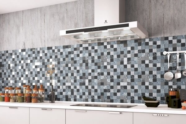 gạch mosaic ốp phòng bếp đẹp trắng đen