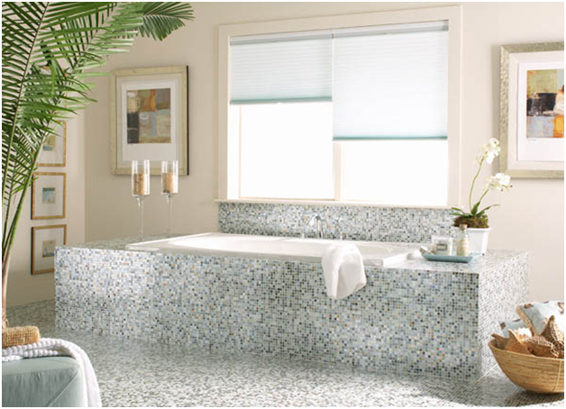 Phòng tắm long lanh với gạch ốp mosaic