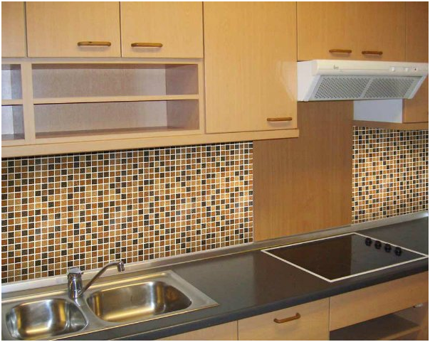 Gạch Mosaic ốp bếp phù hợp với người mệnh Thổ